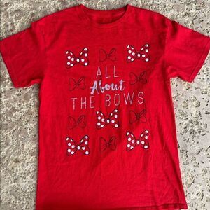 Womens disney Minnie Mouse graphic tee